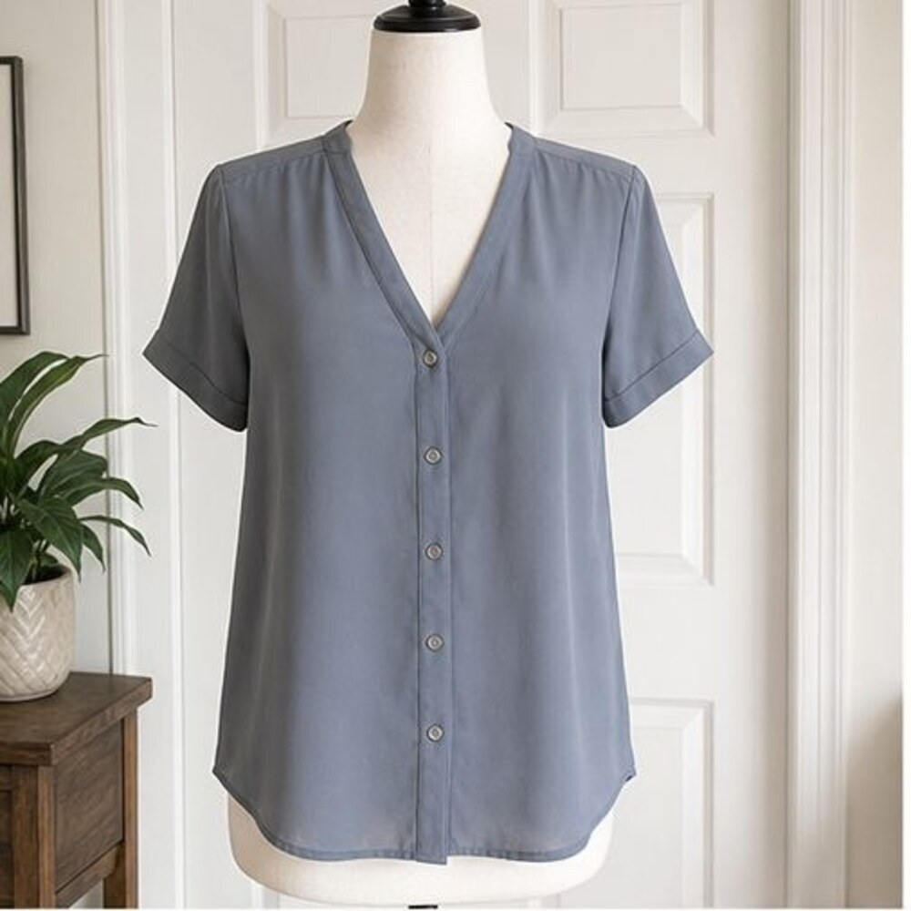 Gray Puff Sleeve Top